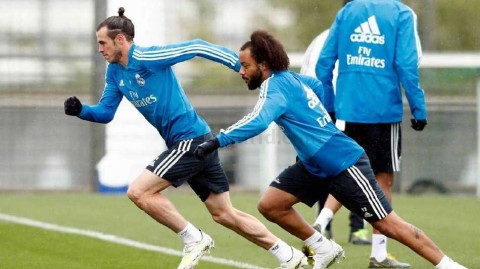 皇马雨中挥汗备战 贝尔领衔众将静候赫塔菲