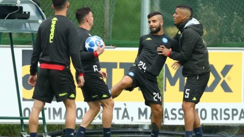 时隔两月绿茵重启：那不勒斯获准恢复集体训练，拉开意甲复工序幕