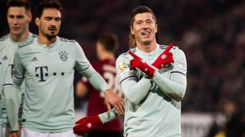 安联战车客场狂飙，拜仁慕尼黑四球横扫汉诺威彰显王者归来