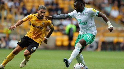 狼队终场失守遭喜鹊绝平 莫利纽球场激战定格平局