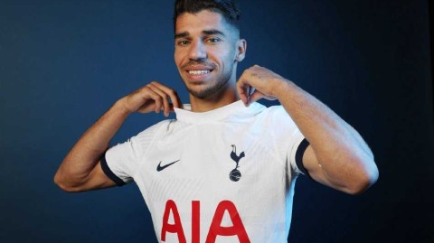 以色列边锋所罗门正式加盟托特纳姆热刺定妆照发布