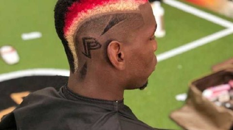 博格巴再掀发型新风潮 创意色彩引爆绿茵场