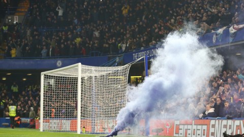 蓝军温暖举措：空场赛季下的退票选择与爱心接力