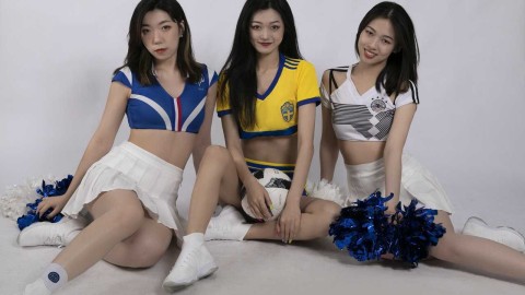 绿茵场上的靓丽风景线，足球宝贝用青春热情点燃欧洲杯盛夏