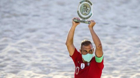 纳扎雷沙滩上的欧洲之王：葡萄牙读秒绝杀瑞士，加冕沙足荣耀