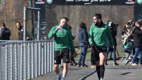 法甲重启遇挑战，圣埃蒂安复训前惊现五例新冠感染