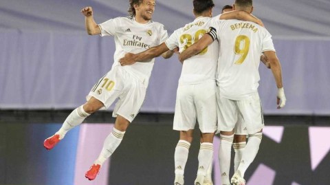 空荡的女神广场，无声的冠军呼喊：回望皇马2020年那场特殊的夺冠号召