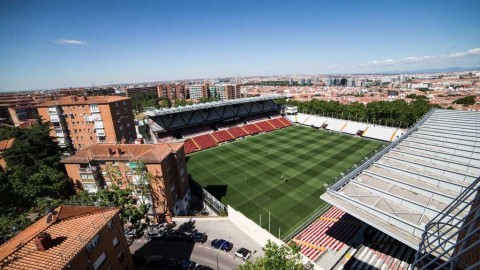 寂静中响起的足球脉搏：马德里巴列卡斯球场静待复赛重启