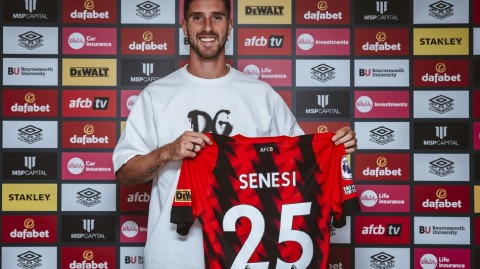 英超升班马伯恩茅斯重磅引援 塞尔西签约仪式直击