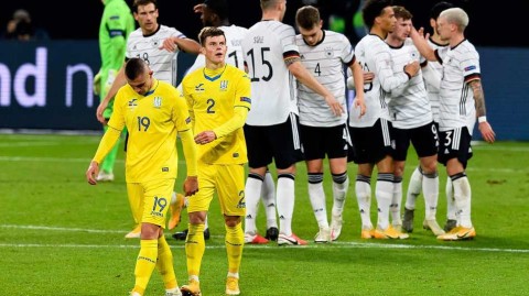 德意志战车深夜轰鸣，莱比锡逆转乌克兰登上小组之巅