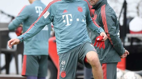 拜仁训练场上的快乐源泉 里贝里搞怪瞬间全记录