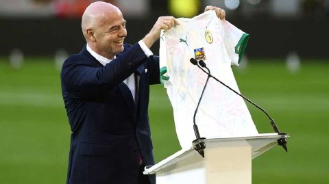 塞内加尔体育场盛大落成 足球盛典点亮非洲之光