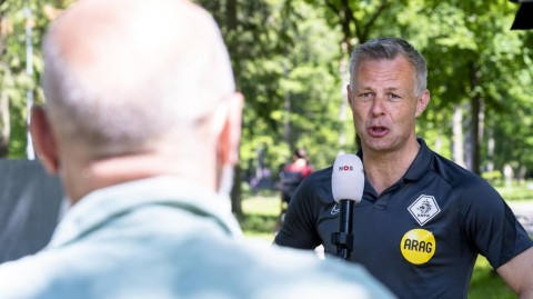 荷兰裁判组亮相媒体日，橙衣军团执法官静待欧洲杯大幕开启