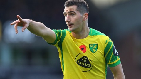 英超保级六分战：利兹联客场险胜，诺维奇深陷降级泥潭