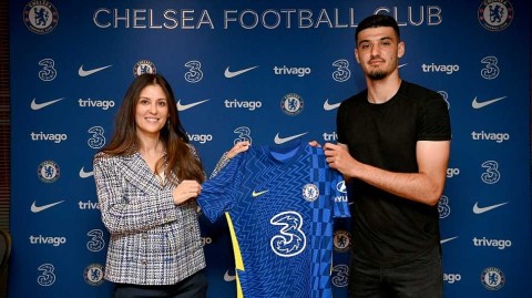 切尔西未来基石：青训明珠布罗亚签下长期合约，续写蓝色传奇