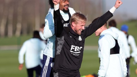 莱斯特城备战热刺 训练场上欢声笑语迎强敌