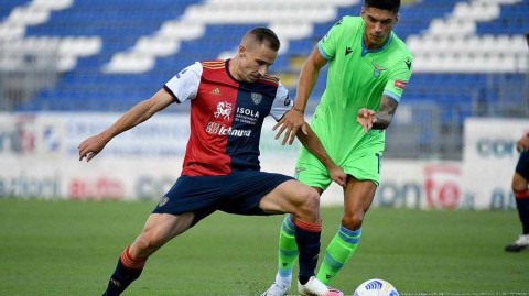 撒丁岛的蓝色风暴：回顾拉齐奥客场完胜卡利亚里之战