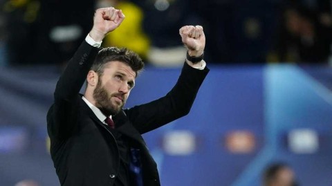 完美谢幕与深情告别：卡里克结束十五载红魔生涯