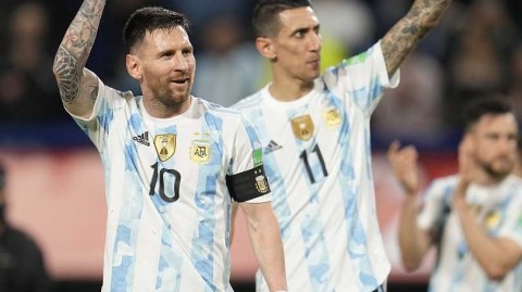 潘帕斯雄鹰主场翱翔 梅西天使联袂献礼