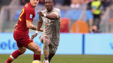 扎尼奥洛璀璨一夜罗马最年轻欧战戴帽纪录诞生