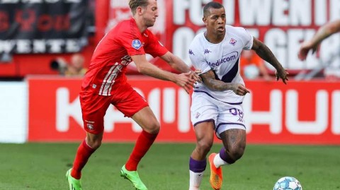 特温特与紫百合的零和博弈 欧协联附加赛次回合激战荷兰