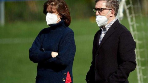 埃瓦尔保级关键战前最后一练 主席督训全队气氛凝重