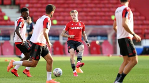 英冠悲喜夜：森林主场惨败痛失好局，陶工强势收官送温暖