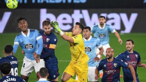 巴莱多斯除夕夜狂欢：阿斯帕斯传射，塞尔塔2-1击退韦斯卡