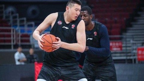 南粤师徒档：尼克尔森倾授绝技，李炎哲潜心钻研背身步伐