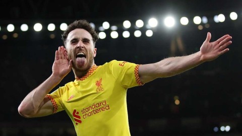 十人枪手主场饮恨 红军双杀晋级英联杯决赛