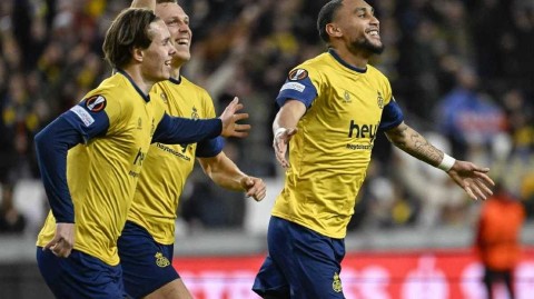 比利时黑马主场奏凯歌 欧联杯赛场力擒柏林联晋级八强