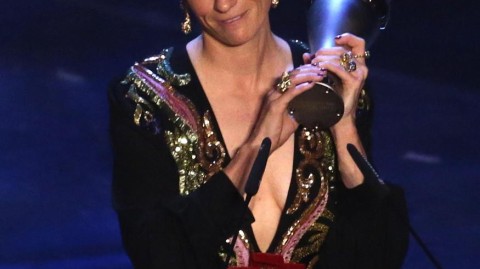 荣耀加冕与时代强音：梅根·拉皮诺埃的二零一九巅峰时刻