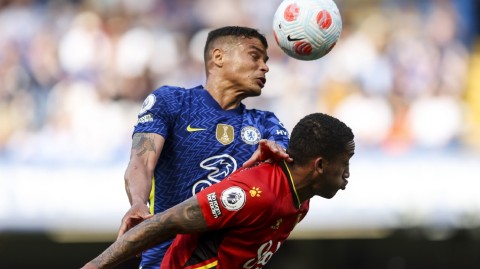 蓝军绝杀收官锁定欧冠席 斯坦福桥温情告别迎蜕变