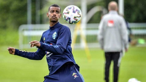 北欧海盗秣马厉兵，哥德堡阳光下最后的冲刺