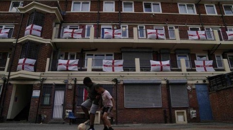 圣乔治旗下的伦敦之夏