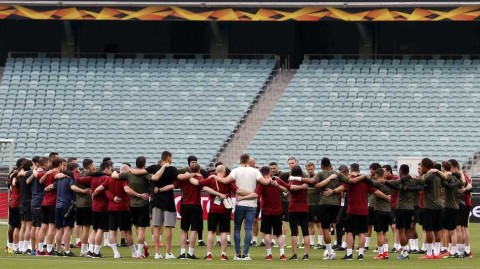 枪手同心，剑指巴库：阿森纳欧联杯决赛前最后一练