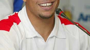 “躺”进决赛？C罗冰火两重天：全场最低分+连失良机，利雅得胜利却豪取19连胜剑指双冠