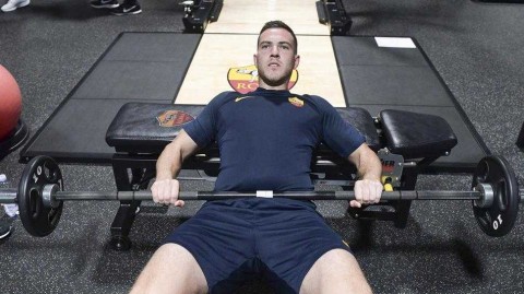 红狼新援亮相练兵忙　罗马夏训备战步入快车道