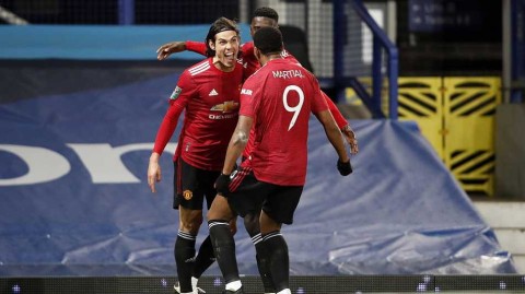 古迪逊公园的红色黎明：卡瓦尼与马夏尔导演绝杀好戏，曼联昂首晋级联赛杯四强