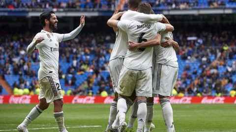 伯纳乌的救赎：本泽马天神下凡，头槌双响导演皇马逆转好戏