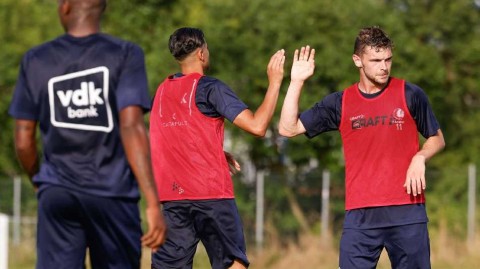 根特俱乐部奥地利夏训纪实：新赛季比甲征程前的绿茵淬炼