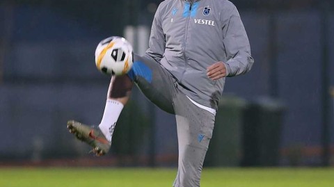 特拉布宗体育欧联杯生死战前最后一练 青春风暴盼主场奇迹