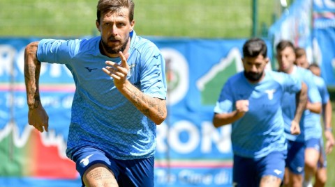 蓝鹰厉兵秣马  新赛季壮志待酬