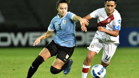 绿茵战场上的玫瑰对决：秘鲁与乌拉圭的女足美洲杯较量