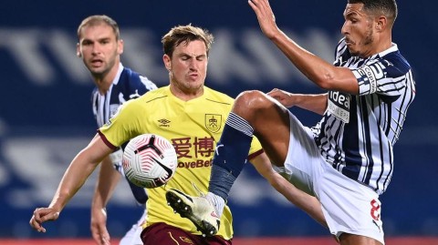 西布朗闷平伯恩利 灯笼裤主场破门乏术互交白卷