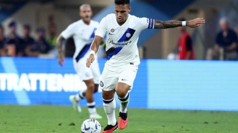 友谊赛场蓝黑军团奏凯 意甲烽火前哨战激情上演