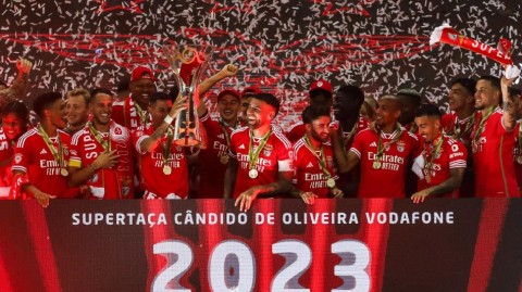 荣耀之争雄鹰展翅力克巨龙第九次问鼎葡萄牙超级杯