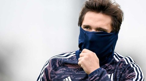 欧冠生死战前尤文全力备战小基耶萨领衔训练燃斗志