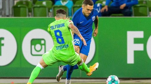 狼堡雨夜静候花开 欧战序曲从空场奏响