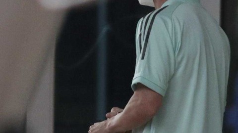 球王降临巴兰基亚！梅西引爆哥伦比亚，酒店外聚千人只为惊鸿一瞥